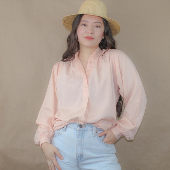 (35) vtg 70s peachy cottage core blouse - Picture 2 of 5